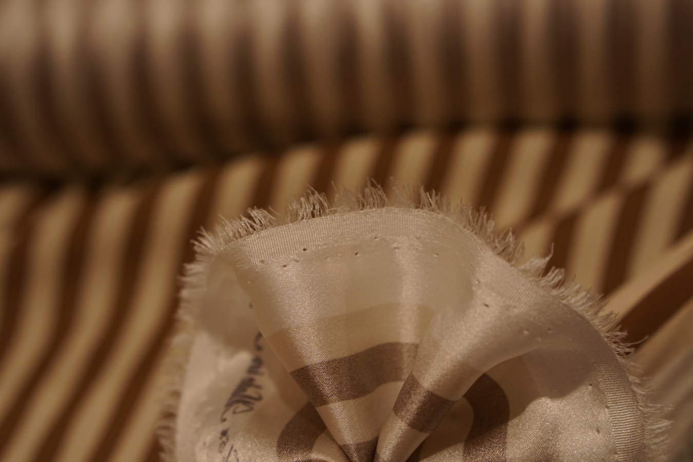 Seidenstretch - Streifen in braun