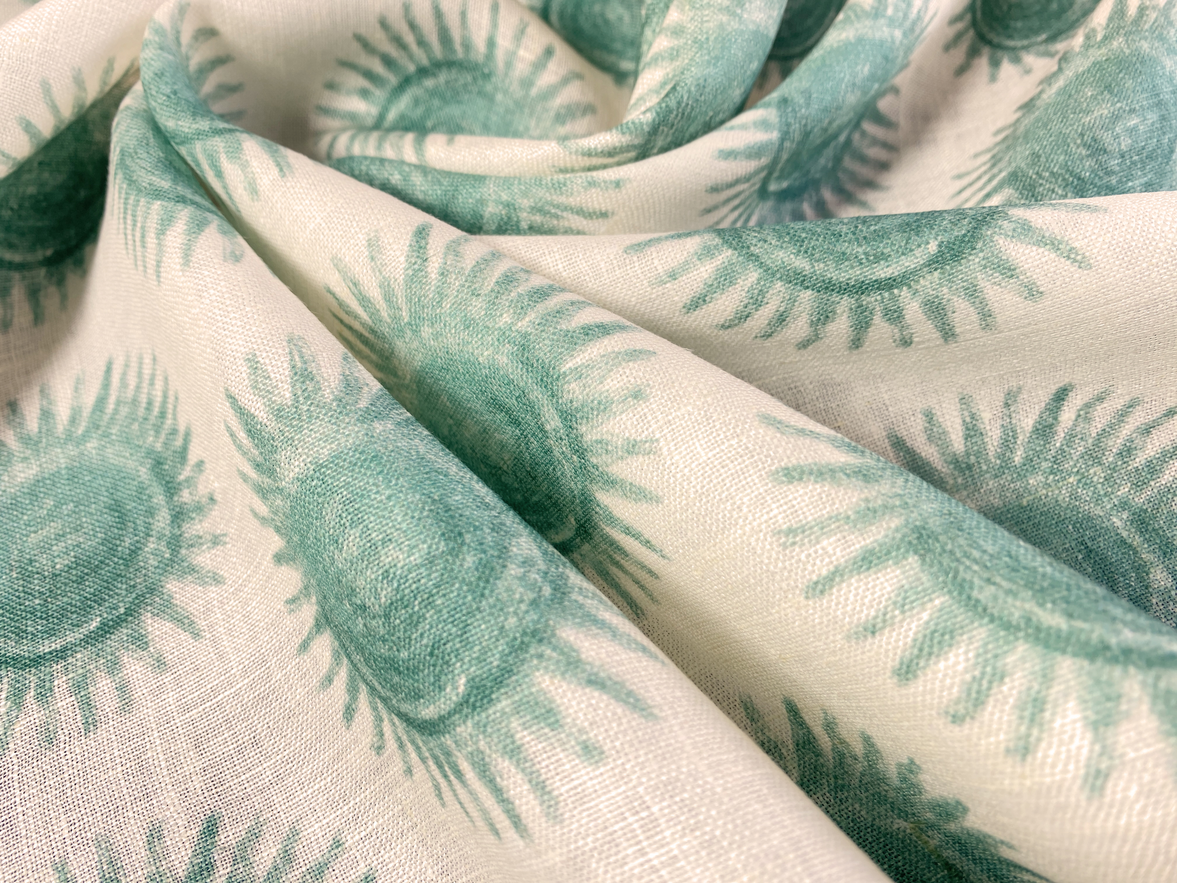 Leinen bedruckt mit Sonnen