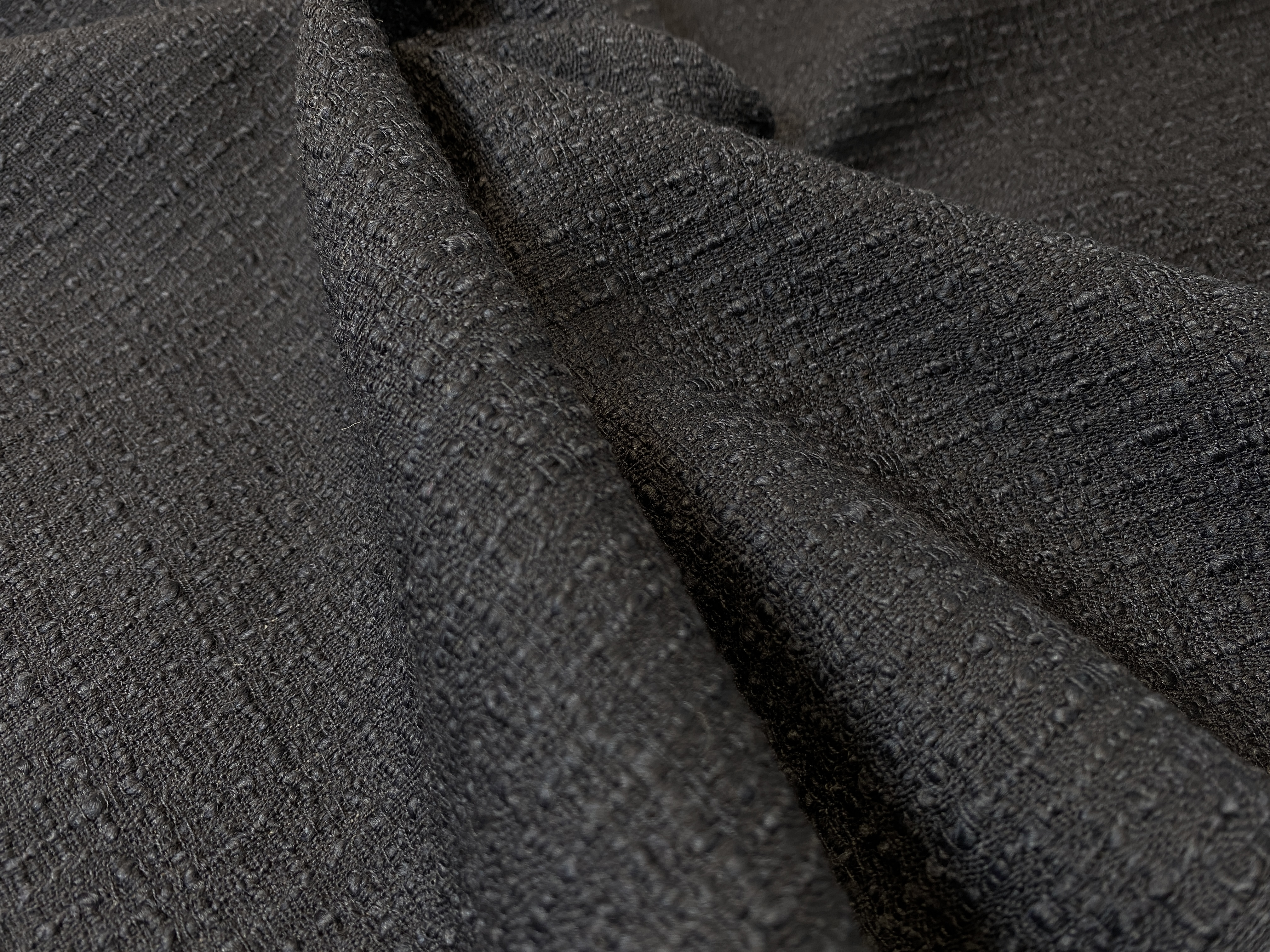 Boucle Kostümware schwarz