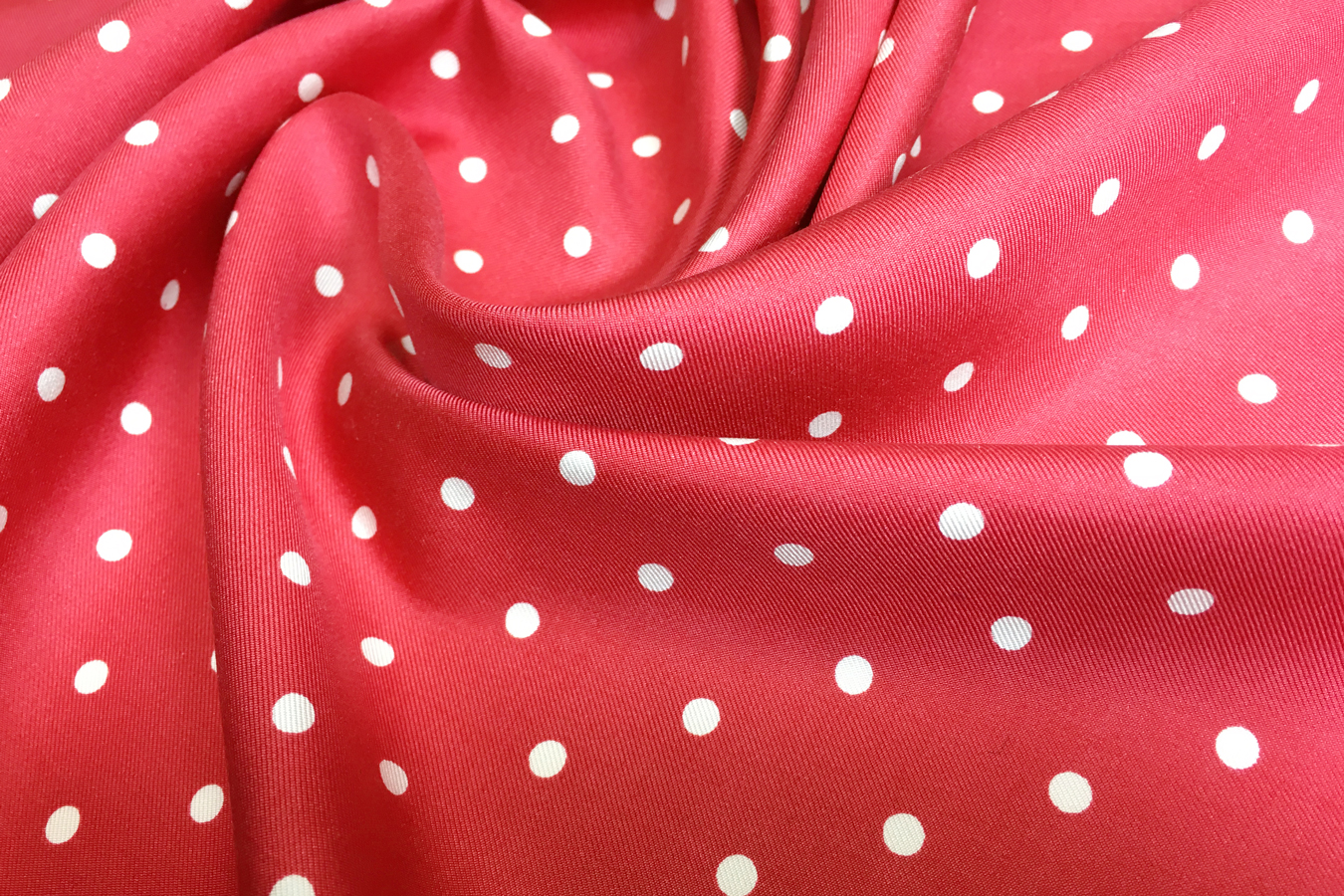 Seidentwill - erdbeerrot