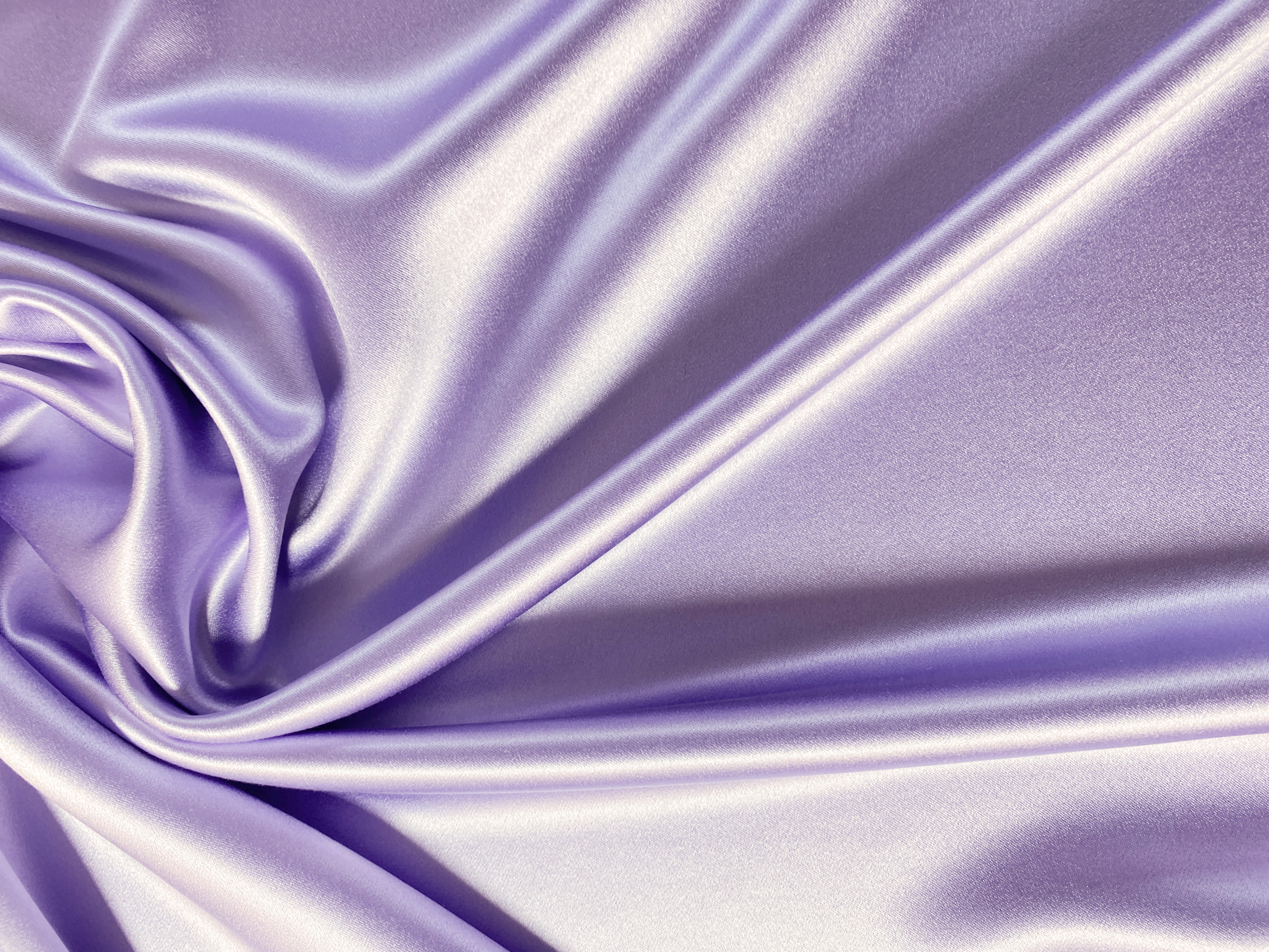 schwerer Seitensatin fliederfarben