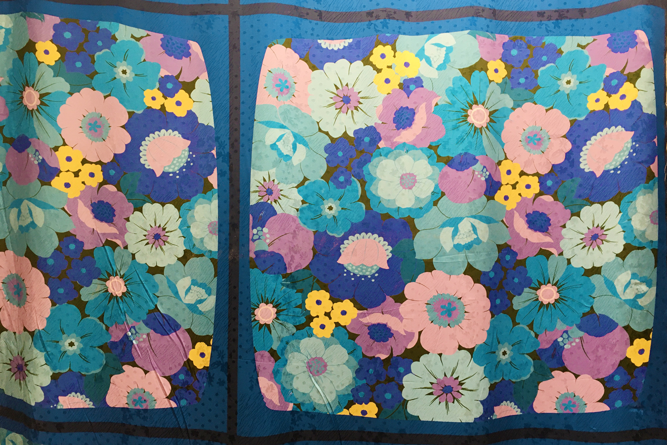 Viskoserapport - große Blüten, blau