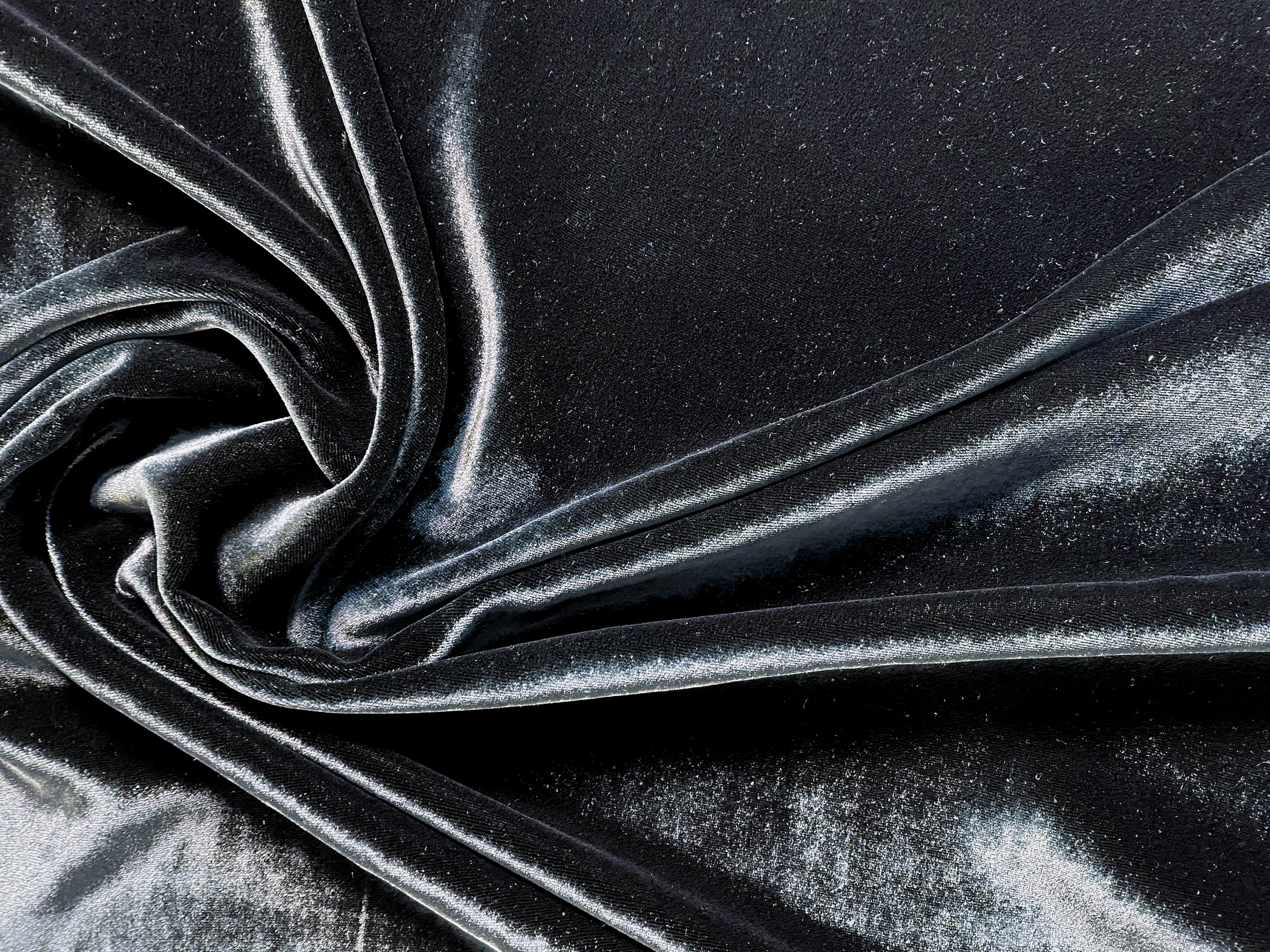 Seidensamt schwarz