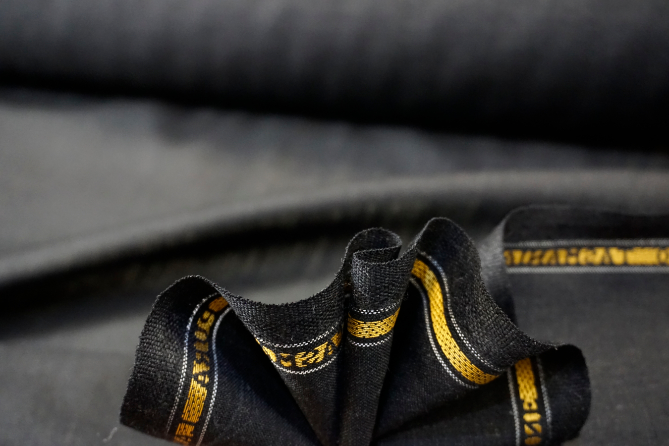 Tasmania - anthrazit