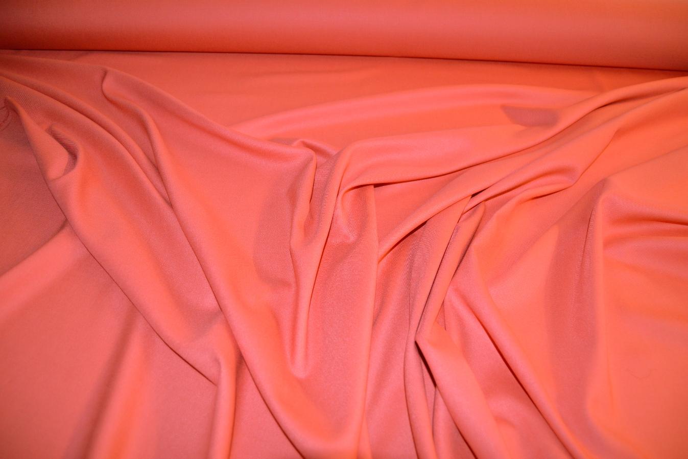 Schurwolle - erdbeere