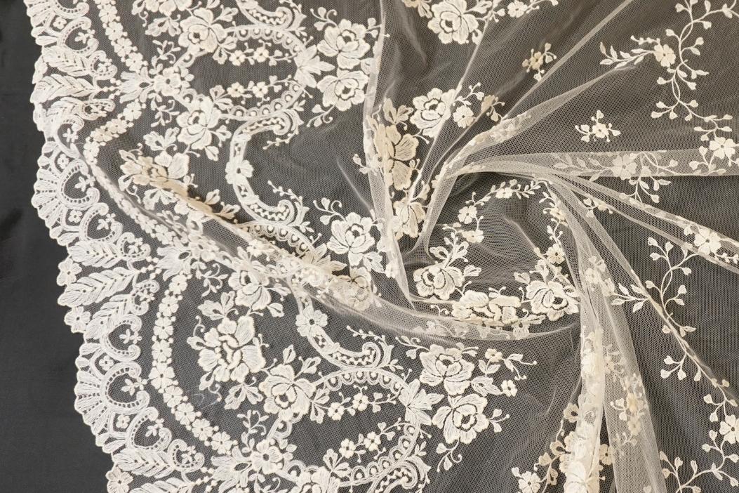 Französische Spitze - creme