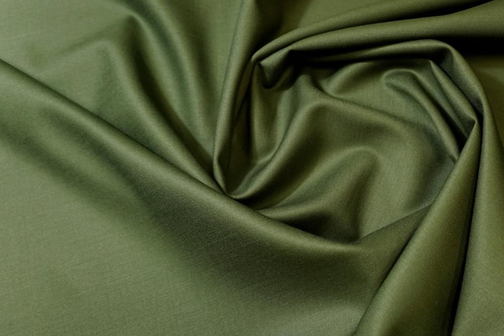 Satinierter Schurwollstretch - oliv