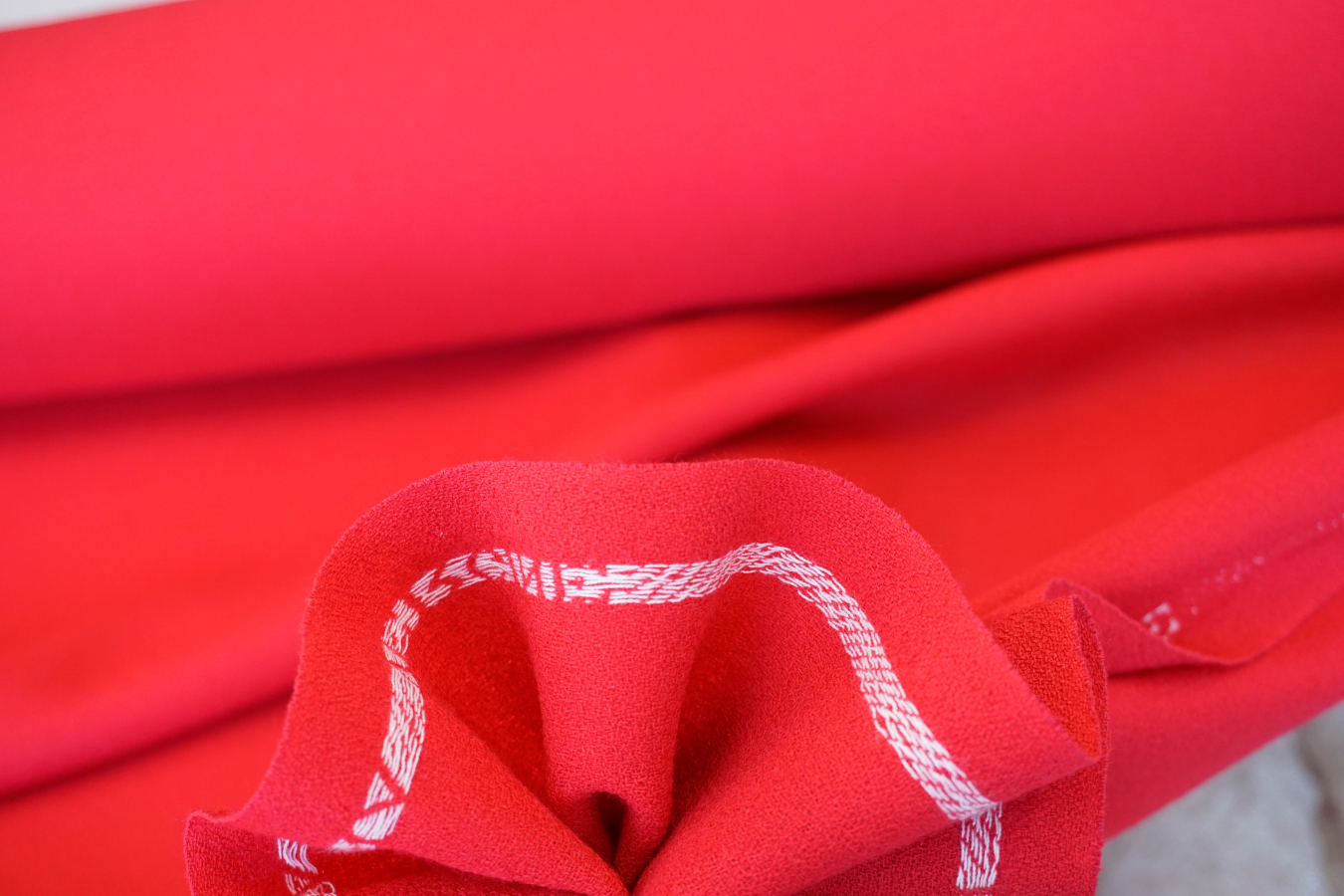 Schurwollcrêpe - mattrot