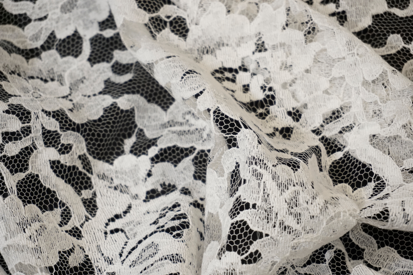 Solstiss - große Blüten ecru