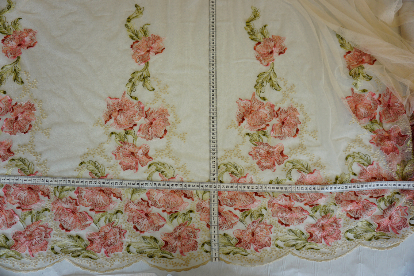 Französische Spitze - zarte Rosen