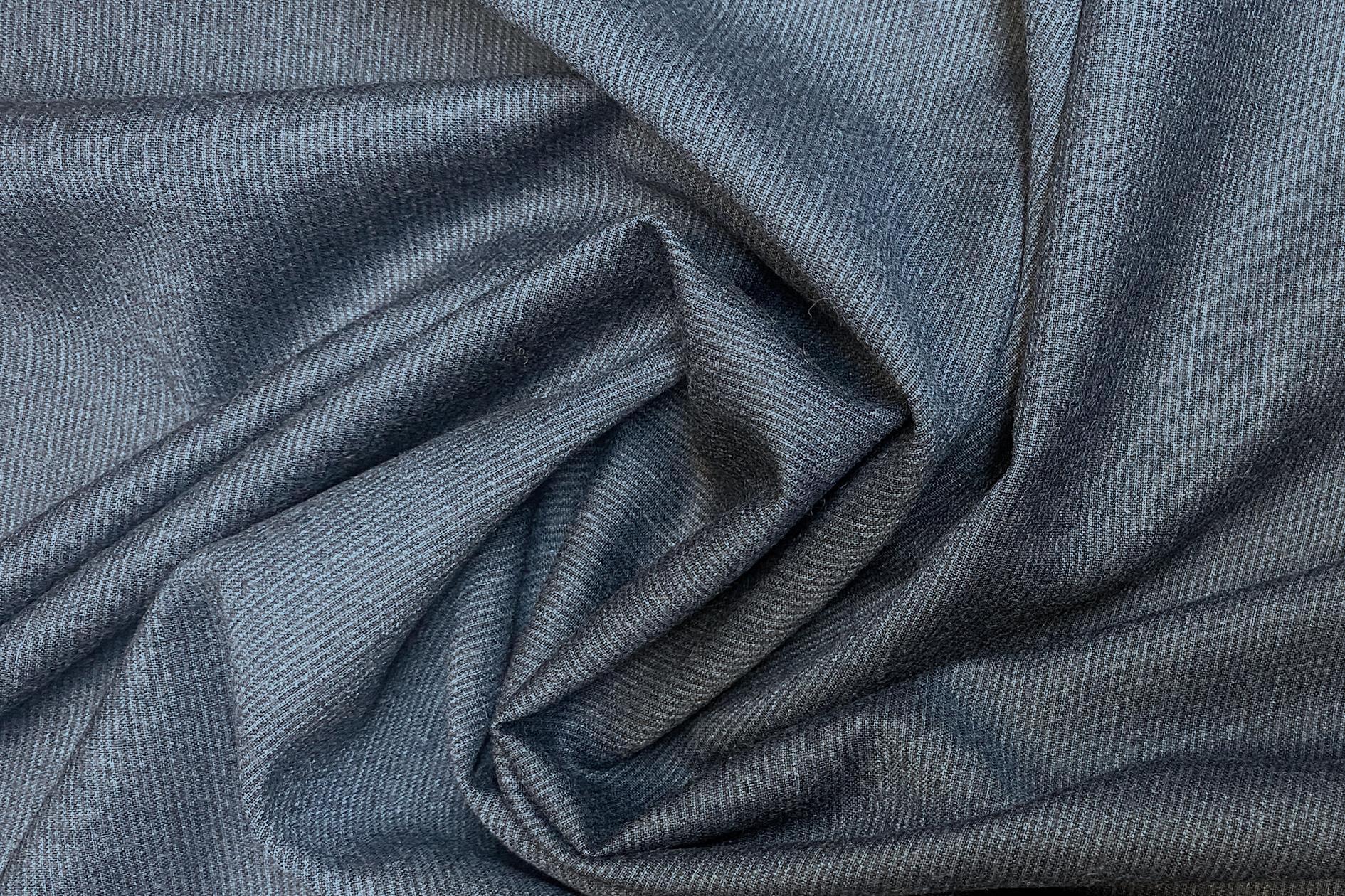 Schurwolle mit Seide blau