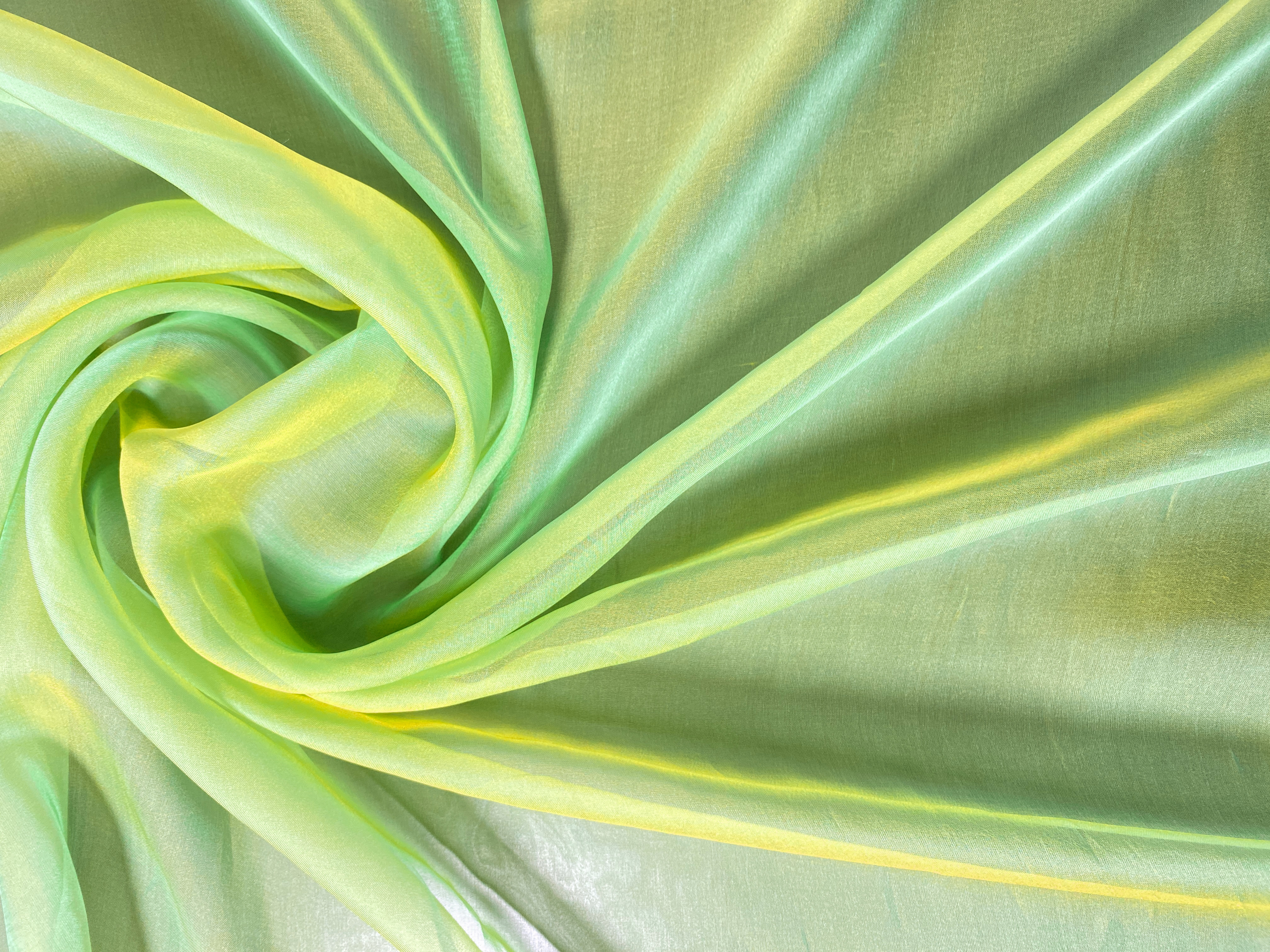 Changierender Chiffon grün-mint