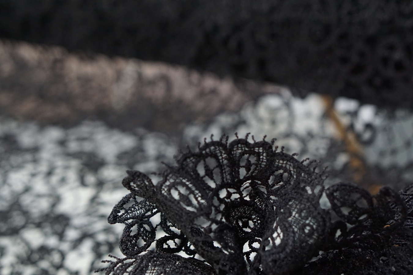 Guipurespitze - schwarz