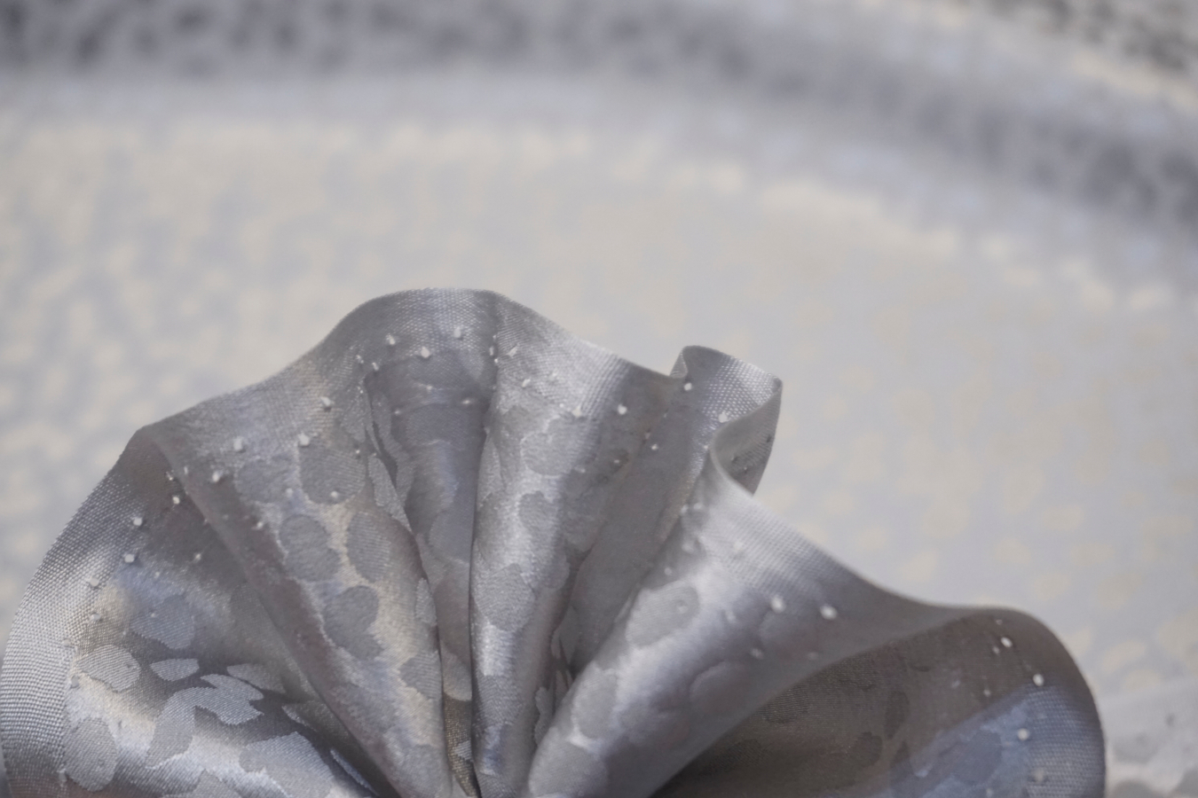 Seidenjacquard - silbergrau