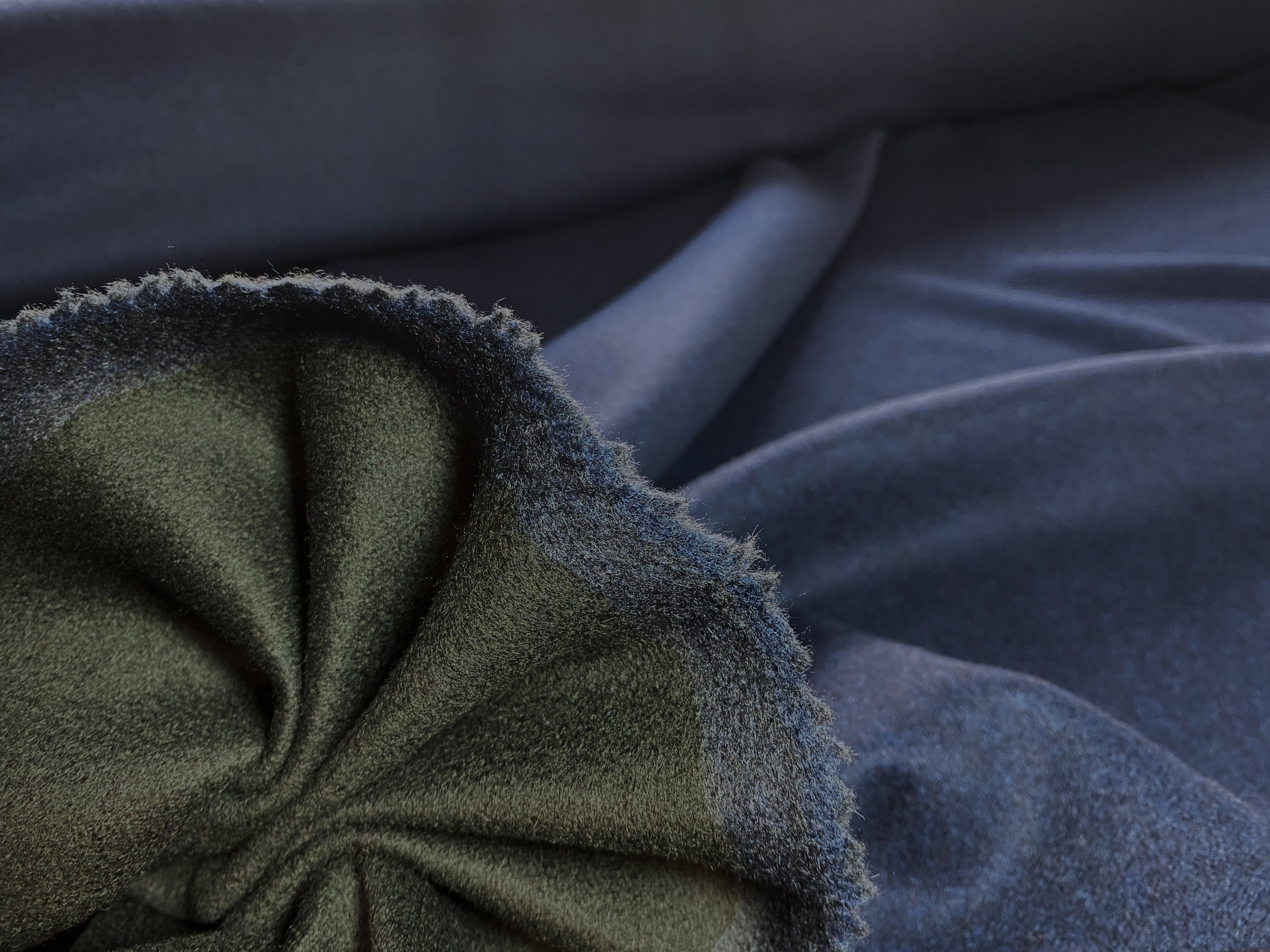 Doppelseitige Kaschmir Mantelware blau-grün