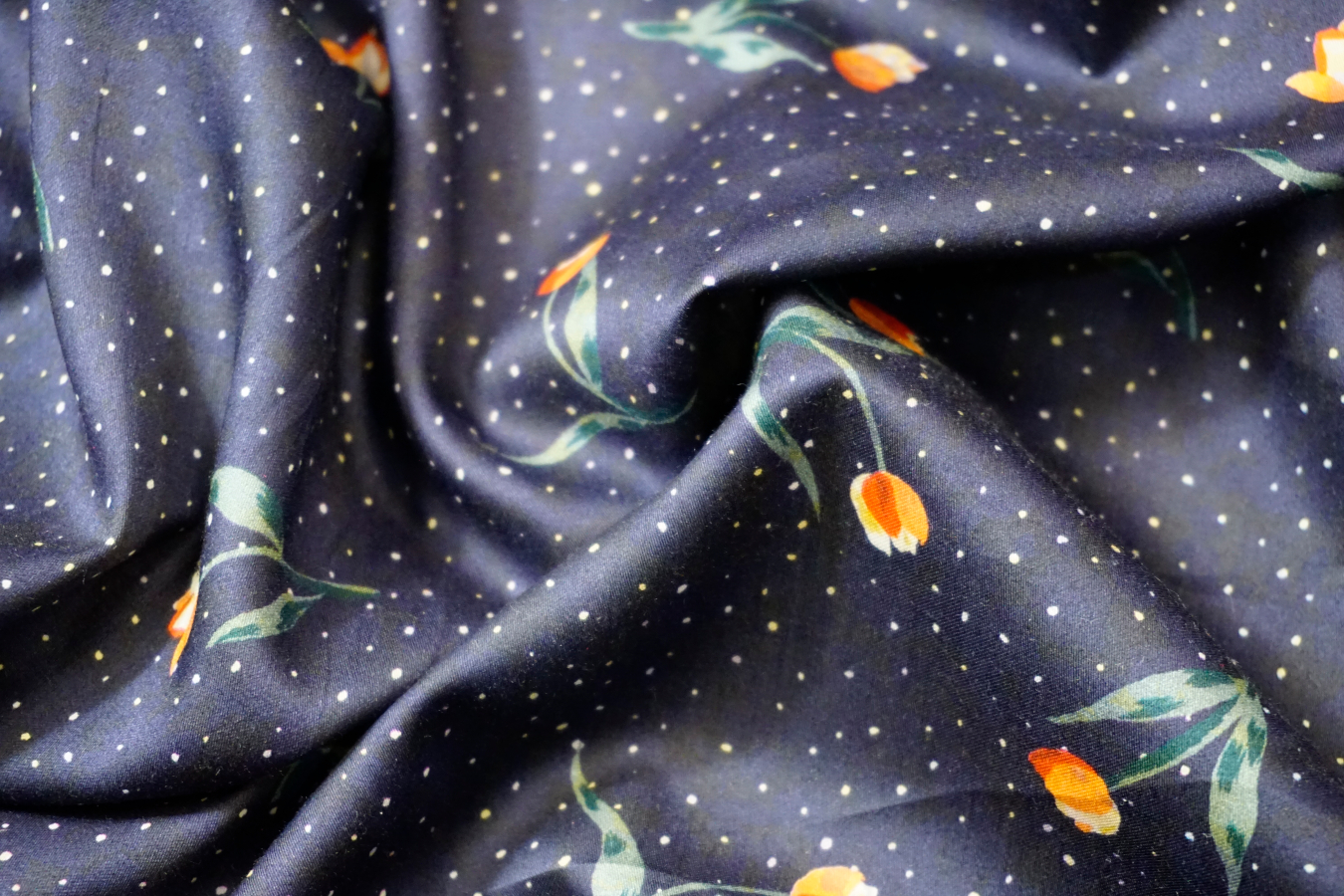 Baumwolle - Tulpen auf nachtblau