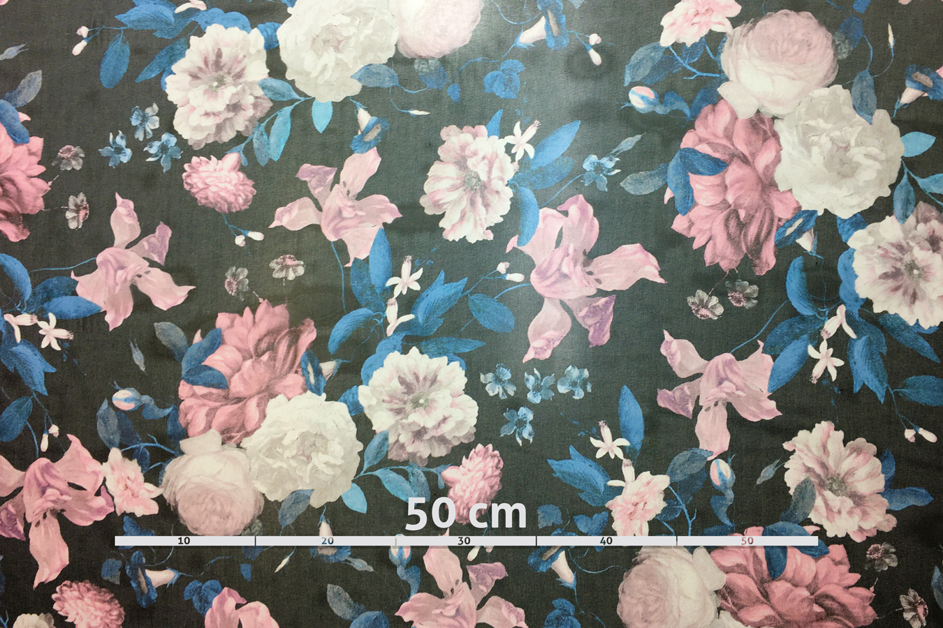 Seidenchiffon - Blüten und Blätter