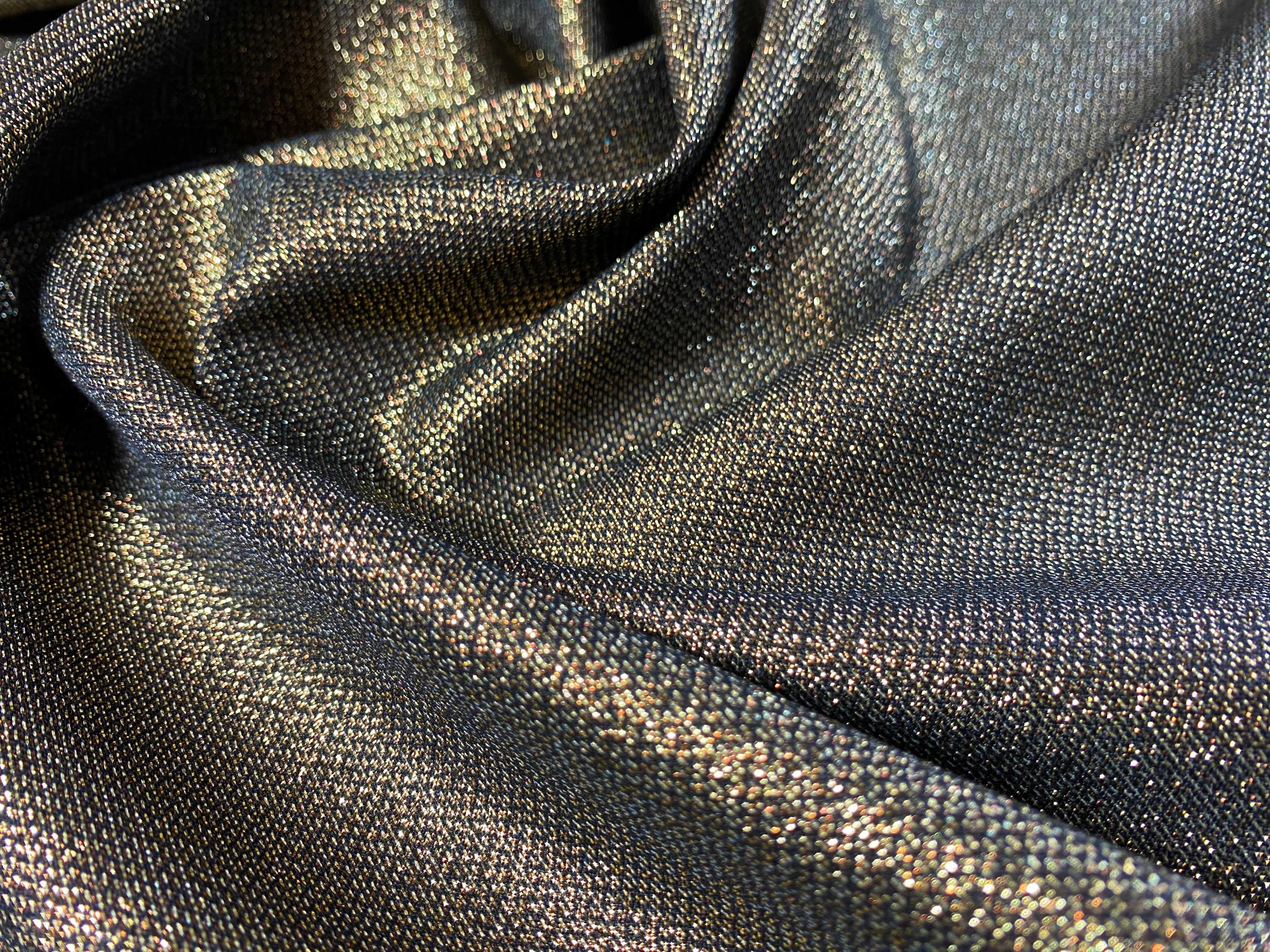 Gold-Crepe