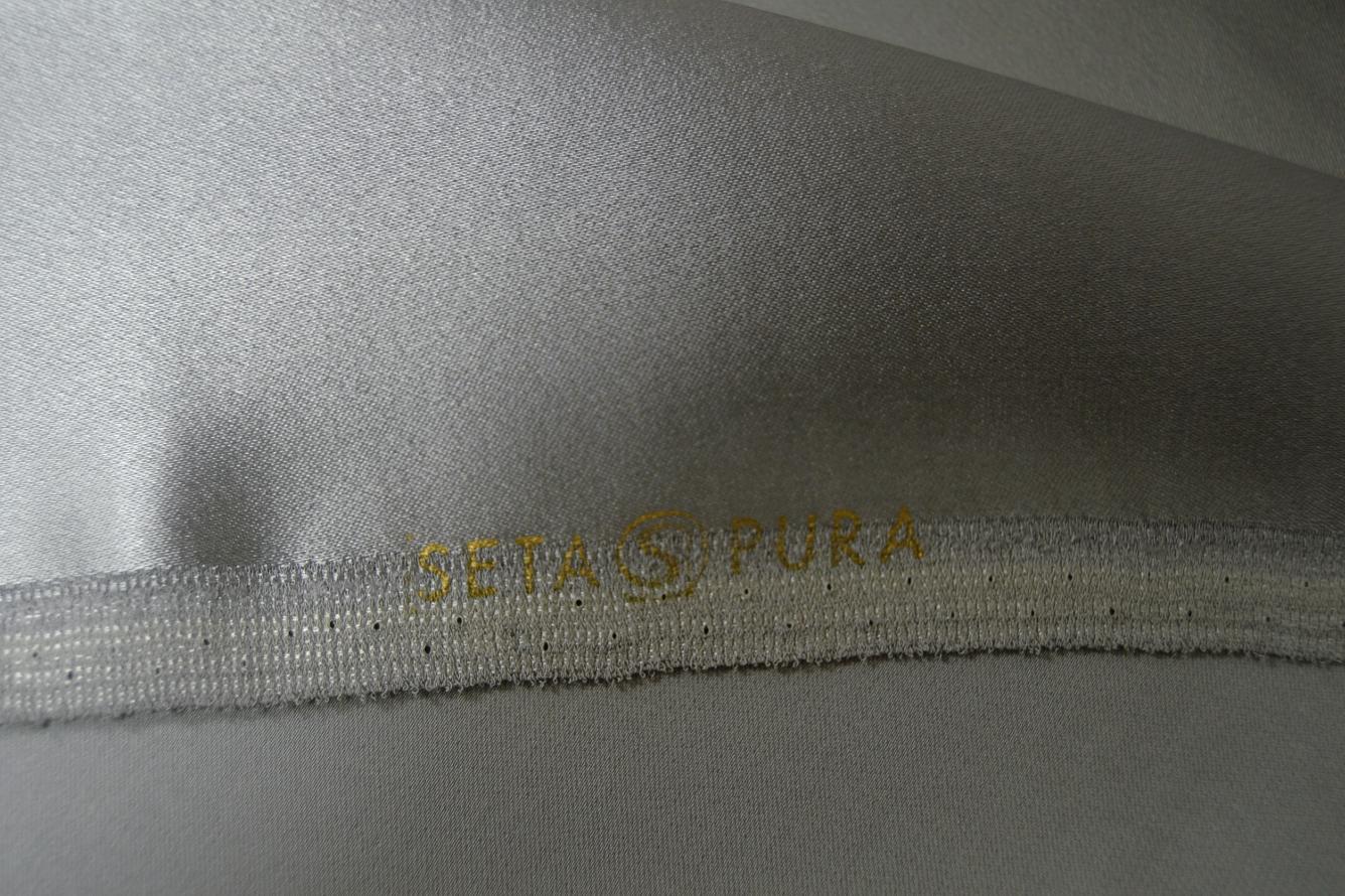 Schwerer Seidensatin - silbergrau